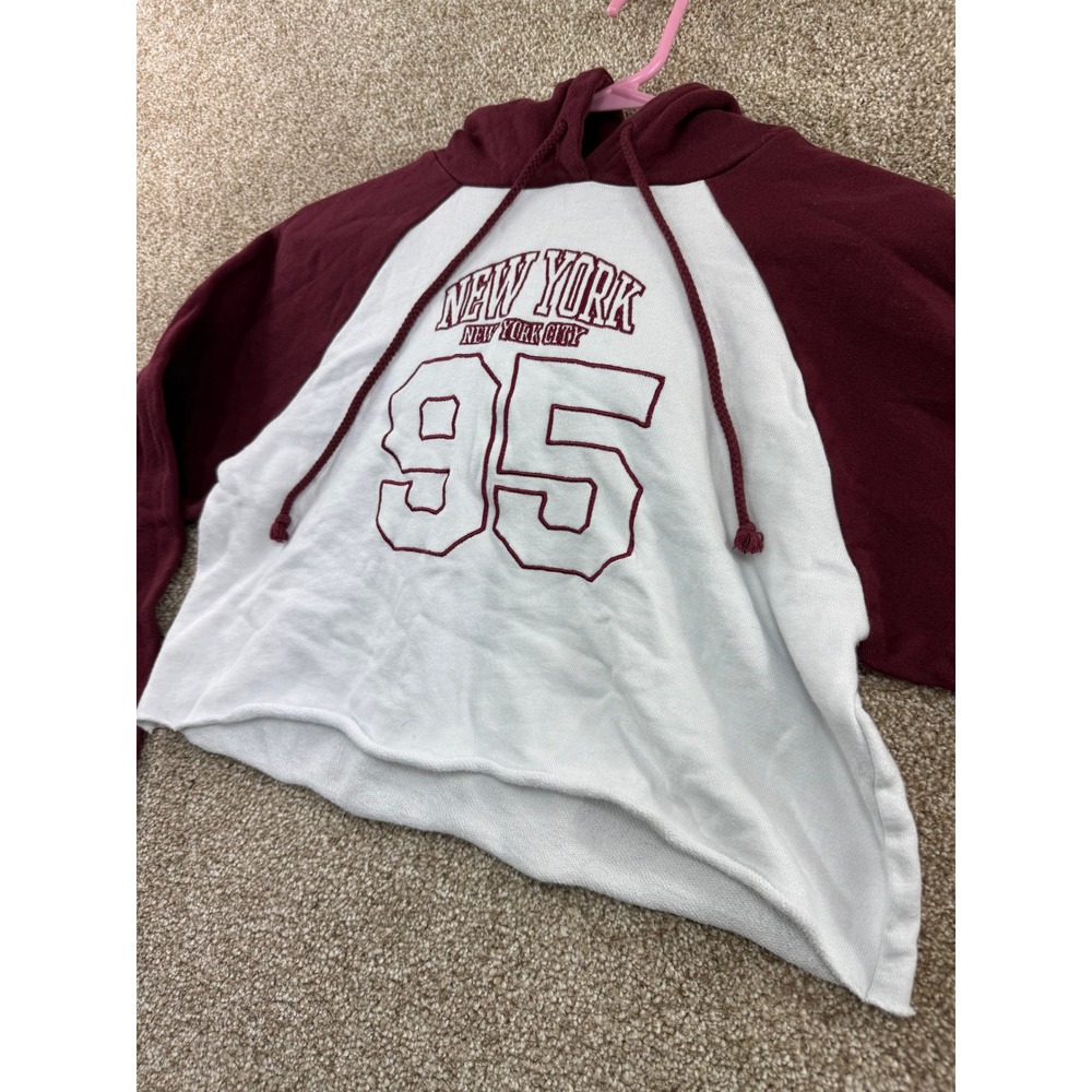 Forever‎ 21 Womens New York 95 Cropped Hoodie Burgundy White Raglan Small Crop